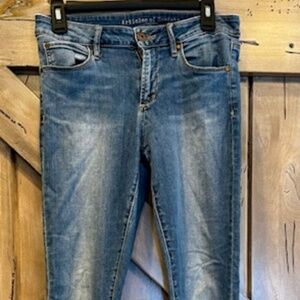 Articles of Society size 28 skinny jean